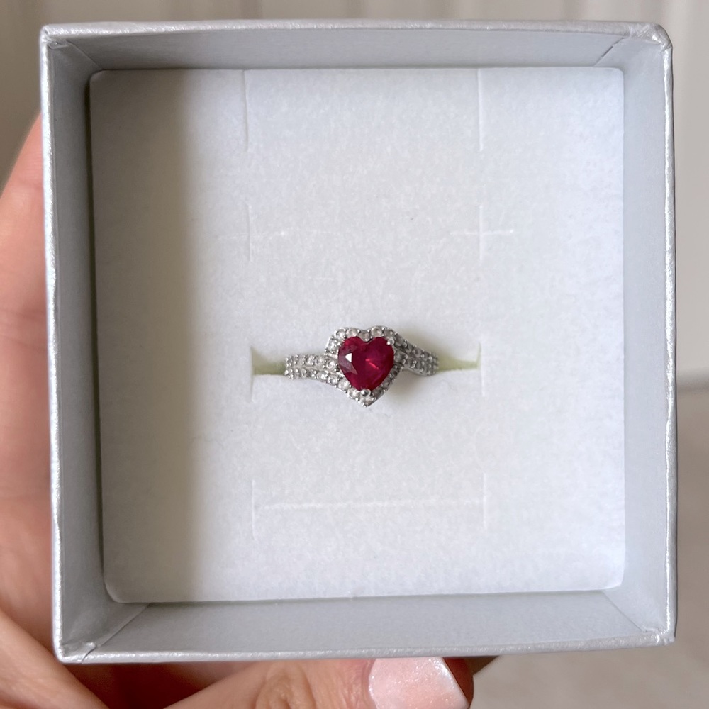 Sterling Silver Fake Ruby and Diamonds Ring Size 7